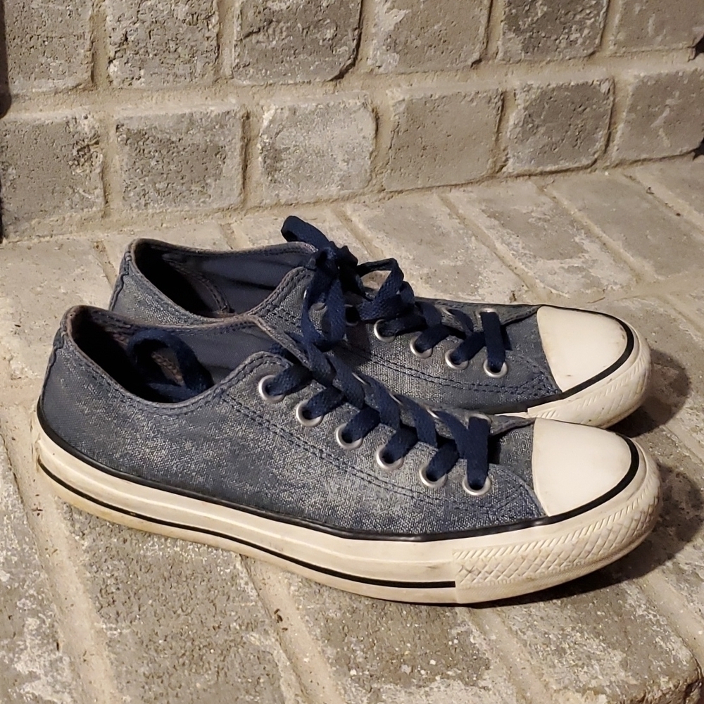 Converse Shoes Womens Size 7 Blue